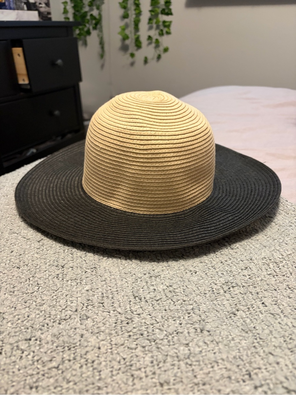 Two-tone Straw Sun Hat